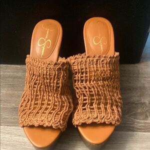NWOT-Jessica Simpson Brown Woven Sandals